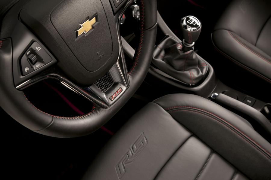  Chevrolet Sonic RS 2013 года  (фото 45 из 55)